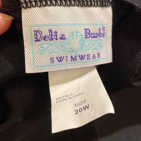 Delta Burke push up one- piece swim Dress Size : 20W in blue and black - Picture 6 of 8